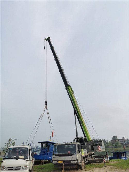 个旧市桥梁建设吊装案例